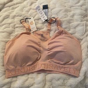 BNWT Kindred Bravely Sublime Nursing Sports Bra